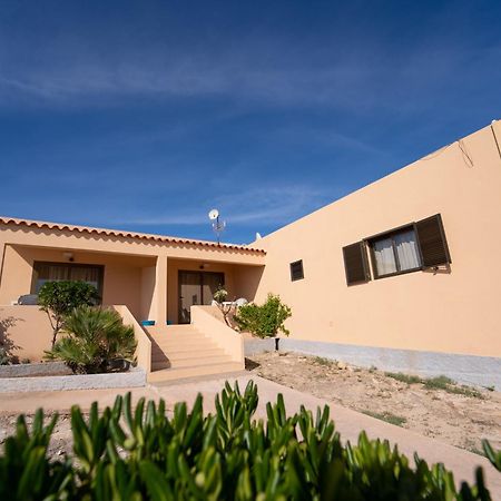 Villa Arenas Del Mar Formentera Es Arenals Exterior foto