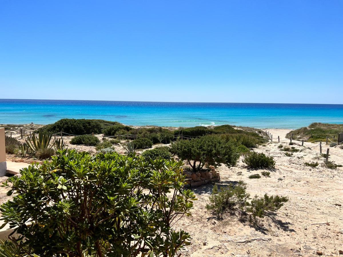 Villa Arenas Del Mar Formentera Es Arenals Exterior foto