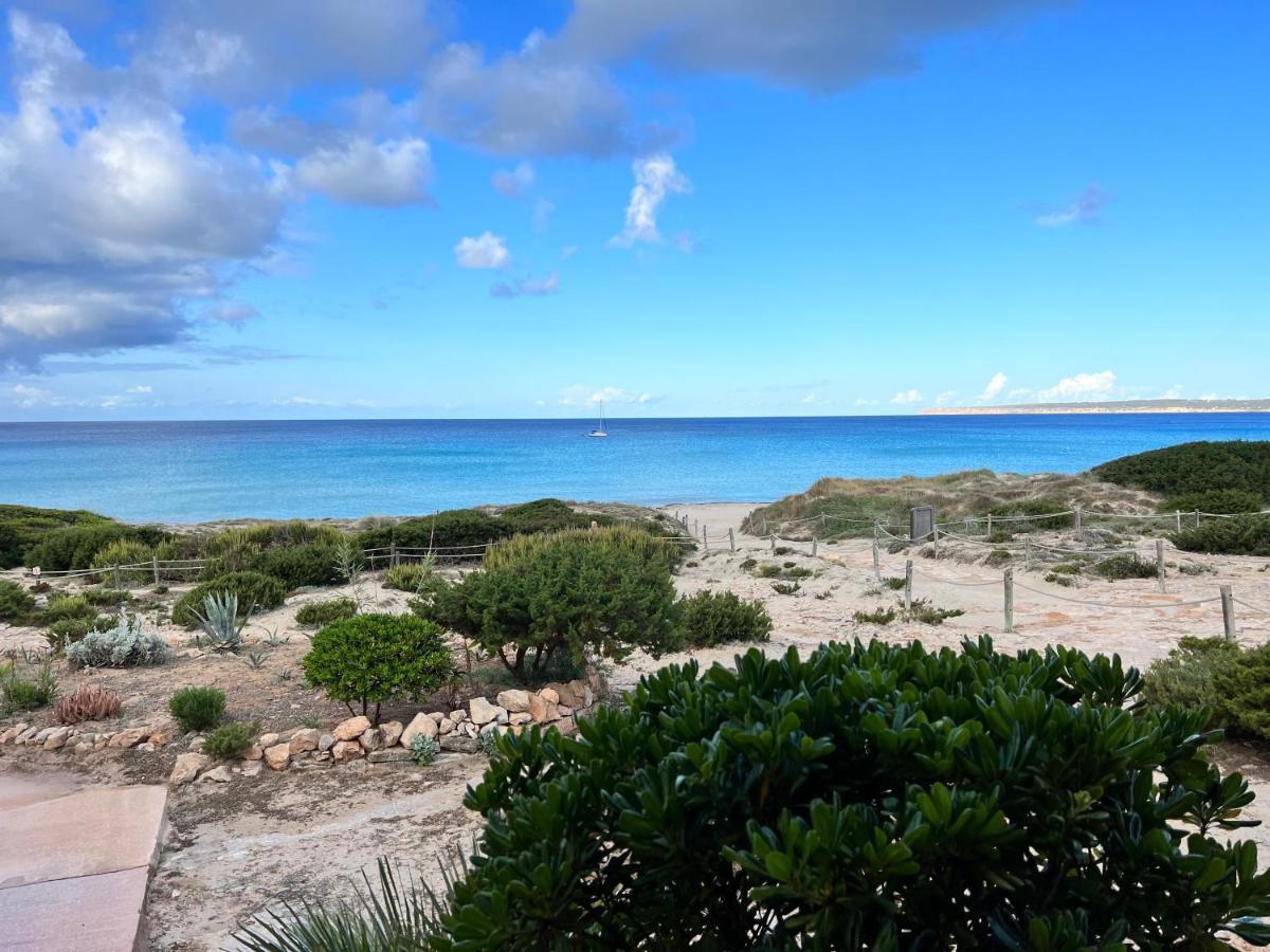 Villa Arenas Del Mar Formentera Es Arenals Exterior foto